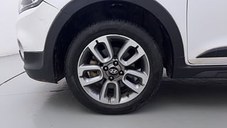 Used 2019 Hyundai i20 Active [2015-2020] 1.2 SX Petrol Manual tyres LEFT FRONT TYRE RIM VIEW