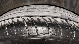 Used 2023 Renault Kiger RXZ Turbo CVT Dual Tone Petrol Automatic tyres RIGHT REAR TYRE TREAD VIEW