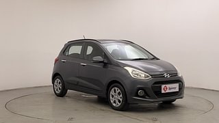 Used 2014 Hyundai Grand i10 [2013-2017] Sportz 1.1 CRDi Diesel Manual exterior RIGHT FRONT CORNER VIEW