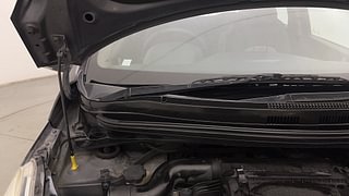 Used 2014 Hyundai Grand i10 [2013-2017] Sportz 1.1 CRDi Diesel Manual engine ENGINE RIGHT SIDE HINGE & APRON VIEW