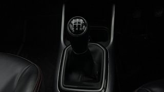 Used 2022 Maruti Suzuki Ignis Zeta MT Petrol Petrol Manual interior GEAR  KNOB VIEW