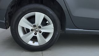 Used 2019 Skoda Rapid new [2016-2020] Ambition TDI AT Diesel Automatic tyres RIGHT REAR TYRE RIM VIEW