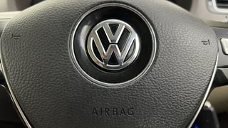 Used 2017 volkswagen Vento 1.2L Highline Petrol AT Petrol Automatic top_features Airbags