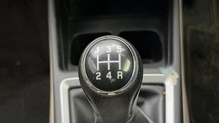Used 2022 Maruti Suzuki Dzire ZXI CNG Petrol+cng Manual interior GEAR  KNOB VIEW