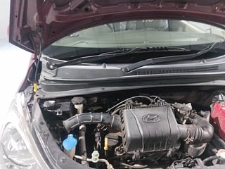 Used 2015 hyundai i10 Sportz 1.1 Petrol Petrol Manual engine ENGINE RIGHT SIDE HINGE & APRON VIEW