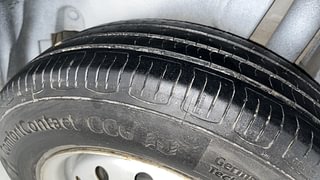 Used 2013 Maruti Suzuki Swift [2011-2017] LXi Petrol Manual tyres LEFT REAR TYRE TREAD VIEW