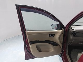 Used 2015 hyundai i10 Sportz 1.1 Petrol Petrol Manual interior LEFT FRONT DOOR OPEN VIEW