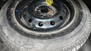 Used 2022 Maruti Suzuki Dzire ZXI CNG Petrol+cng Manual tyres SPARE TYRE VIEW