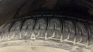 Used 2014 volkswagen Vento 1.6L Highline Diesel Diesel Manual tyres RIGHT FRONT TYRE TREAD VIEW