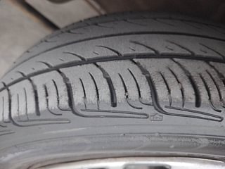 Used 2015 Maruti Suzuki Alto K10 [2014-2019] VXi Petrol Manual tyres LEFT FRONT TYRE TREAD VIEW