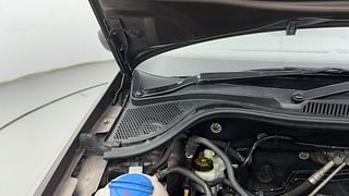 Used 2017 volkswagen Vento 1.2L Highline Petrol AT Petrol Automatic engine ENGINE RIGHT SIDE HINGE & APRON VIEW