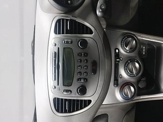 Used 2015 hyundai i10 Sportz 1.1 Petrol Petrol Manual interior MUSIC SYSTEM & AC CONTROL VIEW