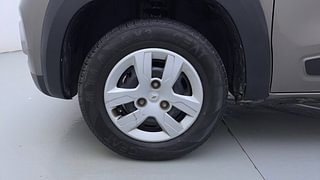 Used 2015 Renault Kwid [2015-2019] RXT Opt Petrol Manual tyres LEFT FRONT TYRE RIM VIEW