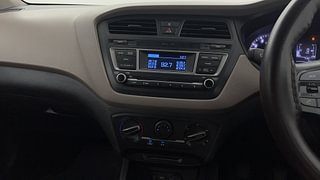 Used 2015 Hyundai Elite i20 [2014-2018] Magna 1.2 Petrol Manual top_features Integrated (in-dash) music system