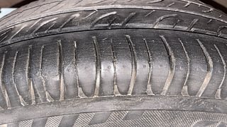 Used 2011 Hyundai i10 magna 1.1 Petrol Manual tyres LEFT FRONT TYRE TREAD VIEW