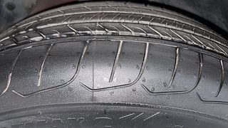 Used 2016 Hyundai Creta [2015-2018] 1.6 SX Plus Petrol Petrol Manual tyres RIGHT REAR TYRE TREAD VIEW
