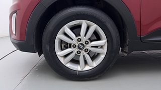 Used 2016 Hyundai Creta [2015-2018] 1.6 SX Plus Petrol Petrol Manual tyres LEFT FRONT TYRE RIM VIEW