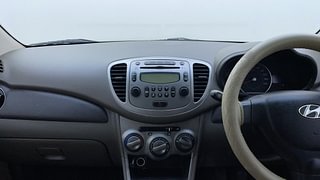 Used 2011 Hyundai i10 magna 1.1 Petrol Manual interior MUSIC SYSTEM & AC CONTROL VIEW