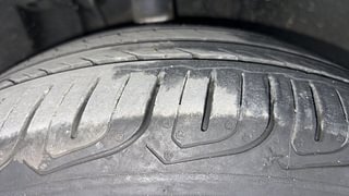 Used 2022 Tata Altroz XZ Plus 1.2 Petrol Manual tyres RIGHT FRONT TYRE TREAD VIEW