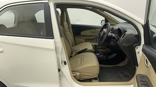 Used 2013 Honda Brio [2011-2016] V MT Petrol Manual interior RIGHT SIDE FRONT DOOR CABIN VIEW