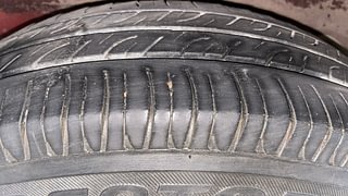 Used 2011 Hyundai i10 magna 1.1 Petrol Manual tyres RIGHT REAR TYRE TREAD VIEW