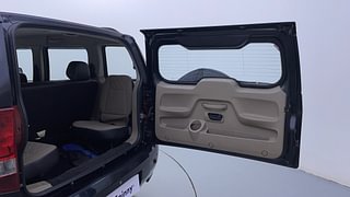 Used 2018 Mahindra TUV300 [2015-2020] T10 Diesel Manual interior DICKY DOOR OPEN VIEW