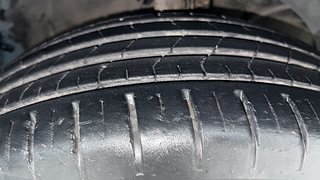 Used 2018 Maruti Suzuki Baleno [2015-2019] Alpha Petrol Petrol Manual tyres RIGHT FRONT TYRE TREAD VIEW