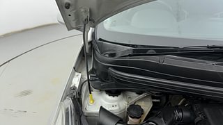 Used 2018 Hyundai Xcent S Petrol+cng(outside fitted) Petrol+cng Manual engine ENGINE RIGHT SIDE HINGE & APRON VIEW