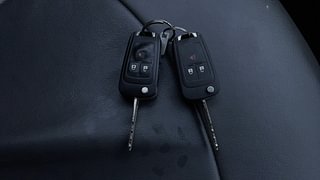Used 2016 Chevrolet Beat [2014-2017] LT Petrol Petrol Manual extra CAR KEY VIEW
