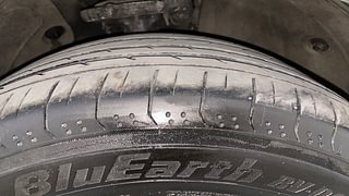 Used 2021 Hyundai Tucson GLS 2WD AT Diesel Diesel Automatic tyres RIGHT FRONT TYRE TREAD VIEW