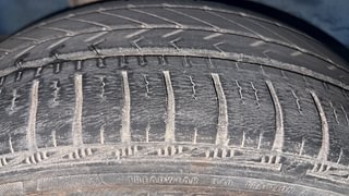 Used 2012 Honda Brio [2011-2016] S MT Petrol Manual tyres RIGHT REAR TYRE TREAD VIEW