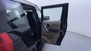 Used 2018 Mahindra TUV300 [2015-2020] T10 Diesel Manual interior RIGHT REAR DOOR OPEN VIEW