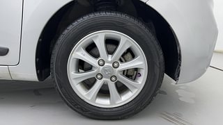 Used 2018 Hyundai Xcent S Petrol+cng(outside fitted) Petrol+cng Manual tyres RIGHT FRONT TYRE RIM VIEW