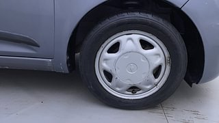 Used 2016 Chevrolet Beat [2014-2017] LT Petrol Petrol Manual tyres RIGHT FRONT TYRE RIM VIEW