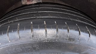 Used 2017 Maruti Suzuki Baleno [2015-2019] Alpha Petrol Petrol Manual tyres RIGHT REAR TYRE TREAD VIEW