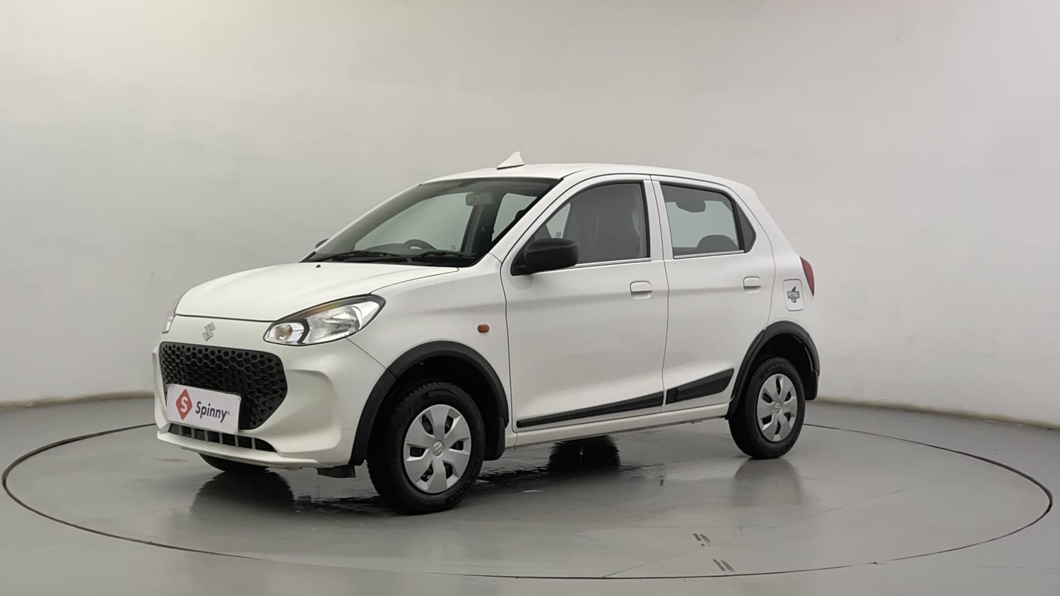 LEFT FRONT CORNER VIEW