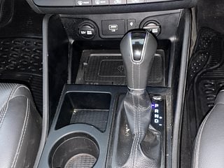 Used 2021 Hyundai Tucson GLS 2WD AT Diesel Diesel Automatic interior GEAR  KNOB VIEW