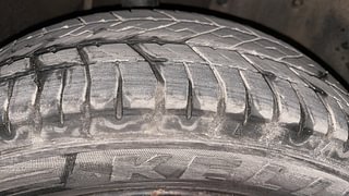 Used 2015 Datsun GO [2014-2019] T Petrol Manual tyres RIGHT FRONT TYRE TREAD VIEW