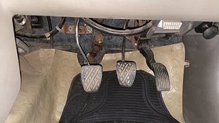 Used 2015 Datsun GO [2014-2019] T Petrol Manual interior PEDALS VIEW