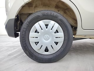 Used 2021 Maruti Suzuki Alto 800 Vxi Petrol Manual tyres RIGHT REAR TYRE RIM VIEW