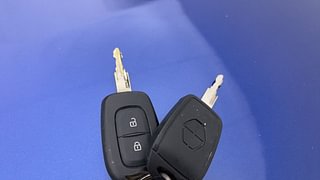 Used 2019 Renault Kwid [2017-2019] CLIMBER 1.0 AMT Petrol Automatic extra CAR KEY VIEW