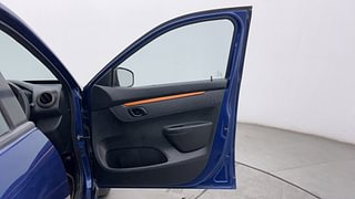 Used 2019 Renault Kwid [2017-2019] CLIMBER 1.0 AMT Petrol Automatic interior RIGHT FRONT DOOR OPEN VIEW