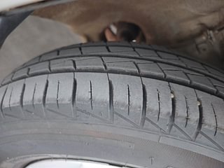 Used 2021 Maruti Suzuki Alto 800 Vxi Petrol Manual tyres RIGHT FRONT TYRE TREAD VIEW