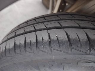 Used 2021 Maruti Suzuki Alto 800 Vxi Petrol Manual tyres RIGHT REAR TYRE TREAD VIEW