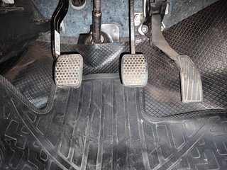 Used 2021 Maruti Suzuki Alto 800 Vxi Petrol Manual interior PEDALS VIEW