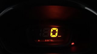 Used 2019 Renault Kwid [2017-2019] CLIMBER 1.0 AMT Petrol Automatic interior CLUSTERMETER VIEW