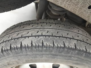 Used 2019 Maruti Suzuki Eeco AC 5 STR Petrol Manual tyres RIGHT REAR TYRE TREAD VIEW