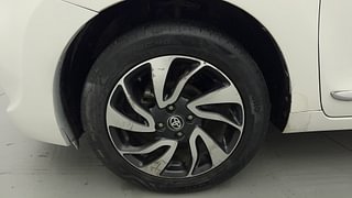 Used 2021 Toyota Glanza [2019-2022] V Petrol Manual tyres LEFT FRONT TYRE RIM VIEW