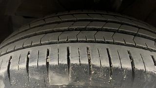 Used 2023 Toyota Glanza G AMT Petrol Automatic tyres LEFT FRONT TYRE TREAD VIEW