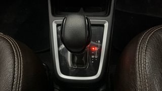 Used 2018 Maruti Suzuki Swift [2017-2021] ZXi AMT Petrol Automatic interior GEAR  KNOB VIEW